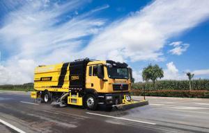 节能涡流复合式高速清扫车：开启道路智能高效清扫新时代