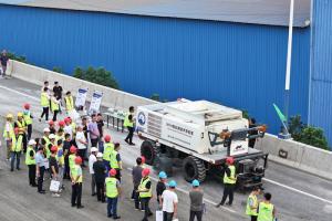 常州市道路预防性养护观摩现场 完美官方网站-完美wanmei（中国）
新技术“零距离”呈现